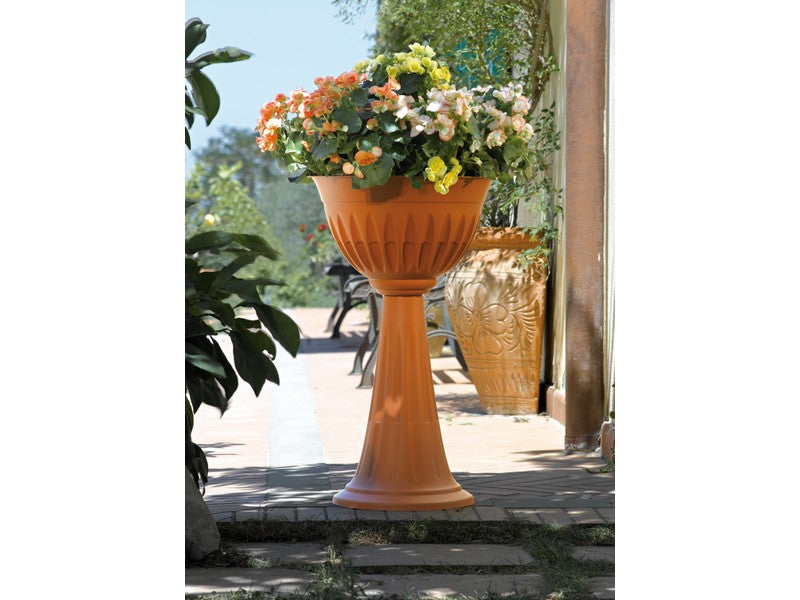 Bama Vaso a Colonna Alba Terracotta Ø43x74,5h - utilizzo su terrazza con begonie arancioni e bianche