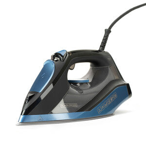 Black+Decker BXIR2801E Ferro da Stiro a Vapore 2800W Piastra Ceramica
